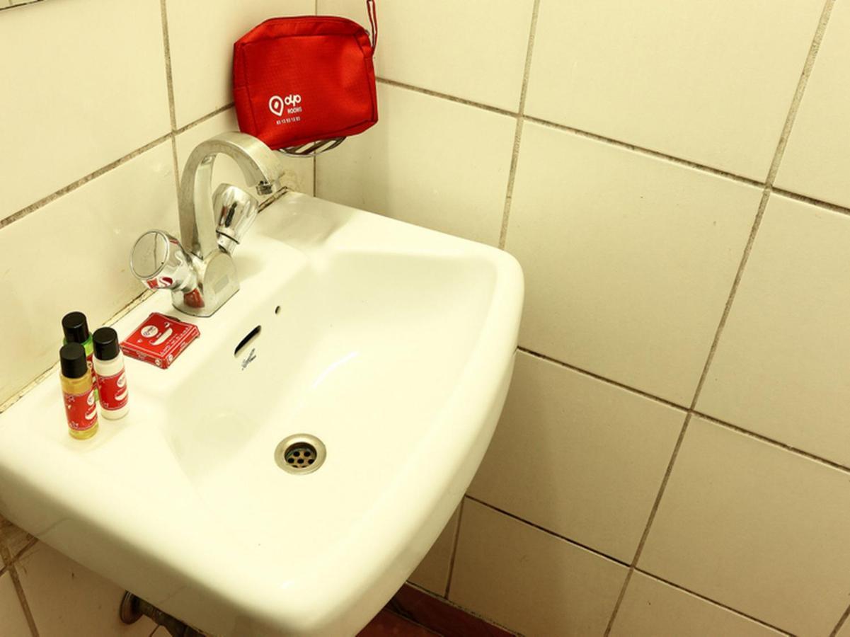 Oyo 1126 Hotel Bengal Inn コルカタ エクステリア 写真